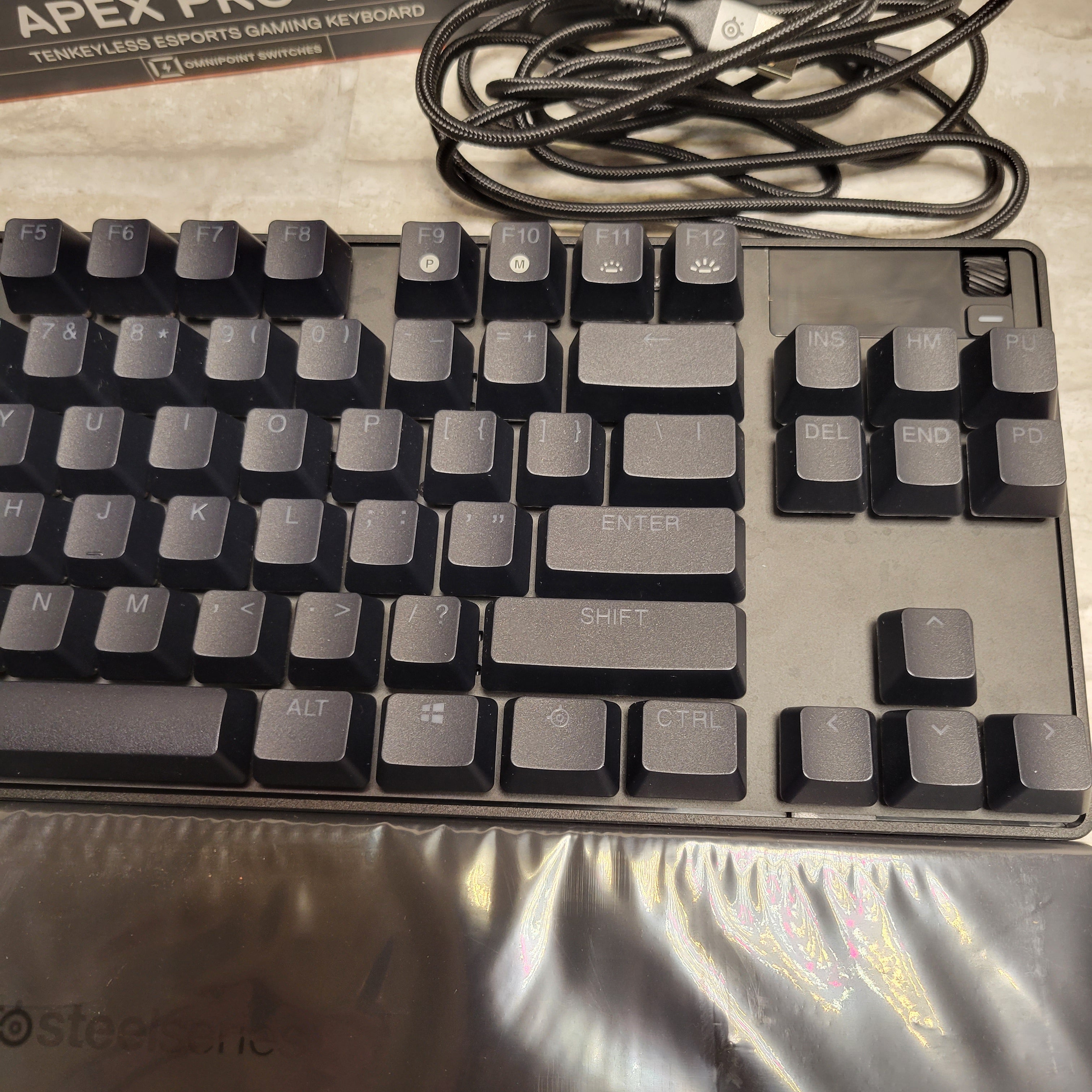SteelSeries Apex Pro TKL 2023 Gaming Keyboard - Adjustable Actuation (8073595748590)